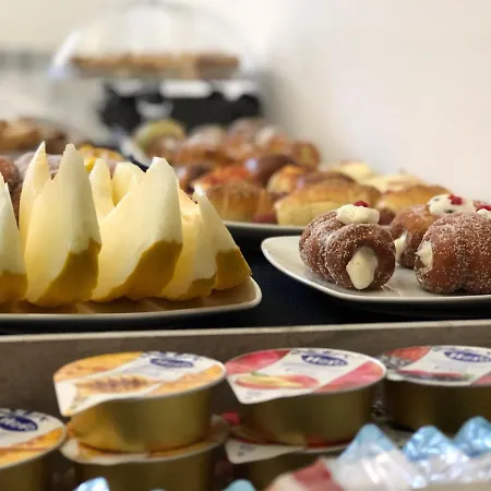 Bed & Breakfast Le Quattro Stagioni - &